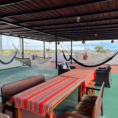 Hostal Cattleya Puerto Baquerizo Moreno Ngoại thất bức ảnh