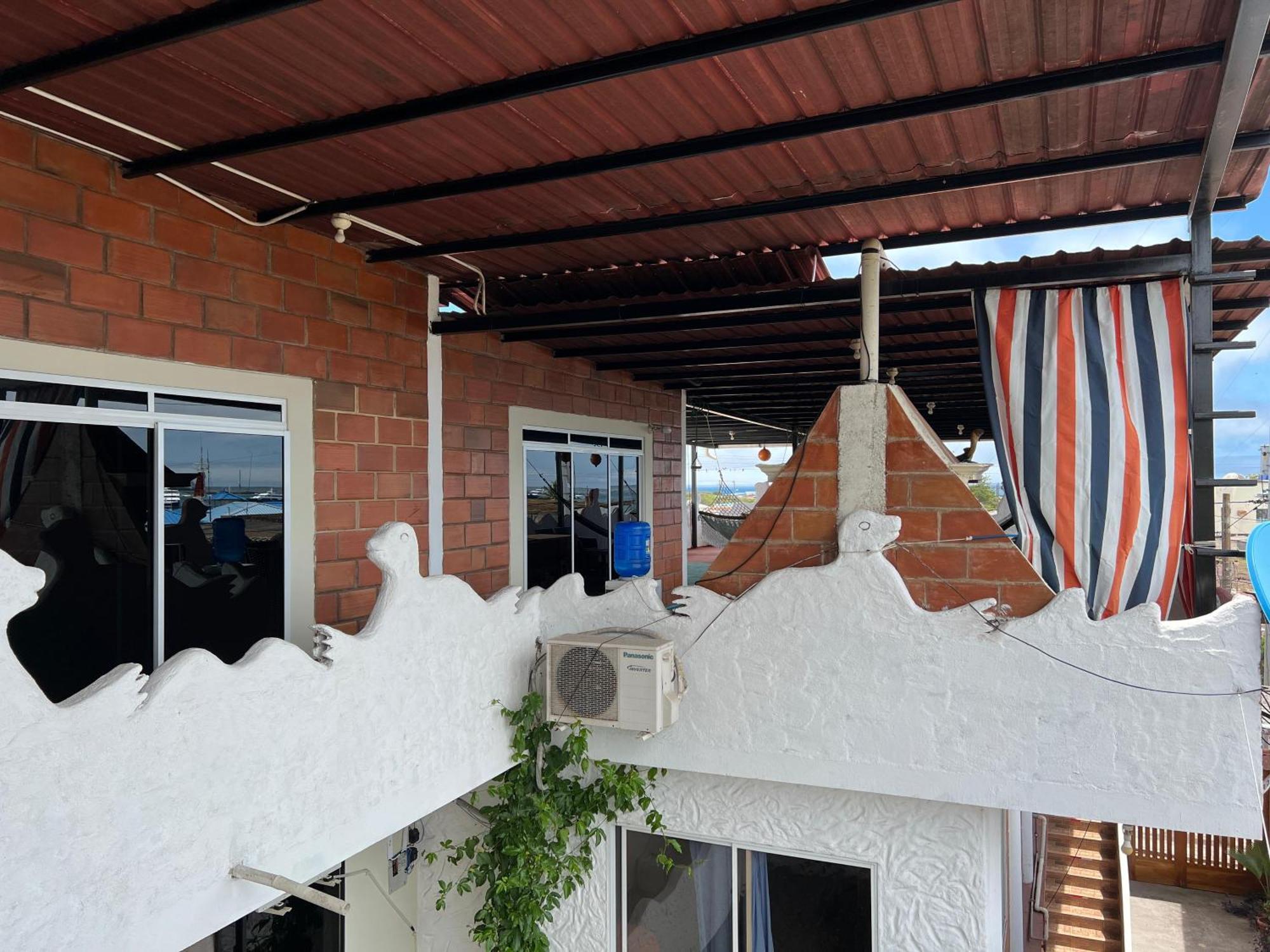 Hostal Cattleya Puerto Baquerizo Moreno Ngoại thất bức ảnh