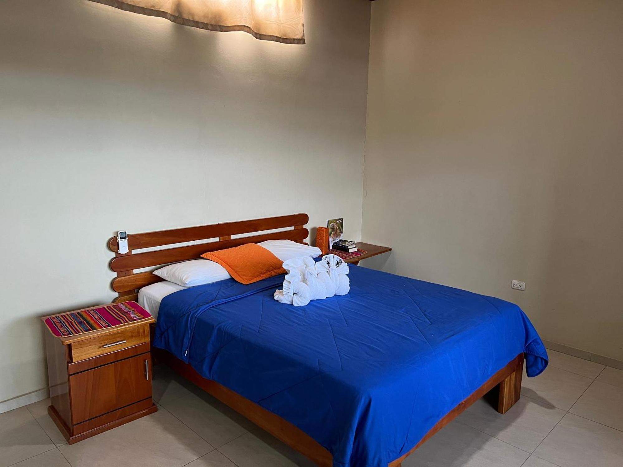 Hostal Cattleya Puerto Baquerizo Moreno Ngoại thất bức ảnh