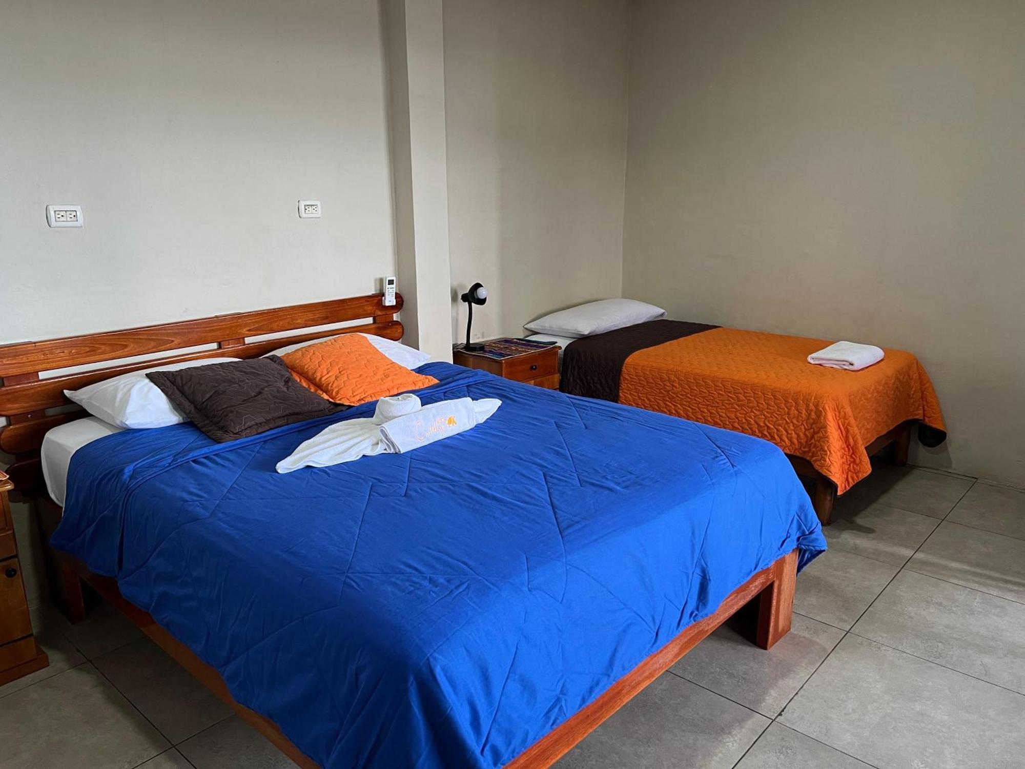 Hostal Cattleya Puerto Baquerizo Moreno Ngoại thất bức ảnh