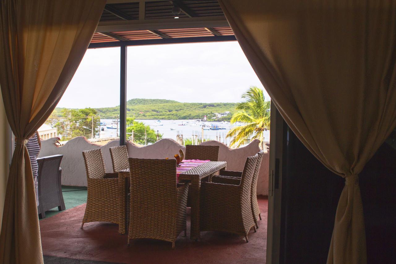 Hostal Cattleya Puerto Baquerizo Moreno Ngoại thất bức ảnh